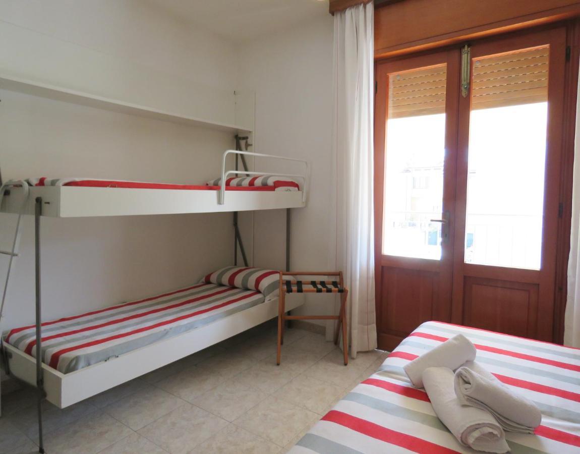 Hotel Saturno Lido di Jesolo Ngoại thất bức ảnh